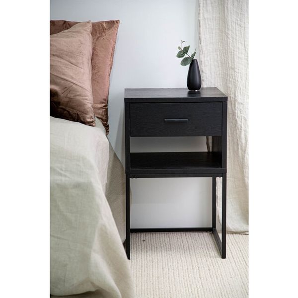 Hovedbilde Alexis nattbord, sortmalt ask finer