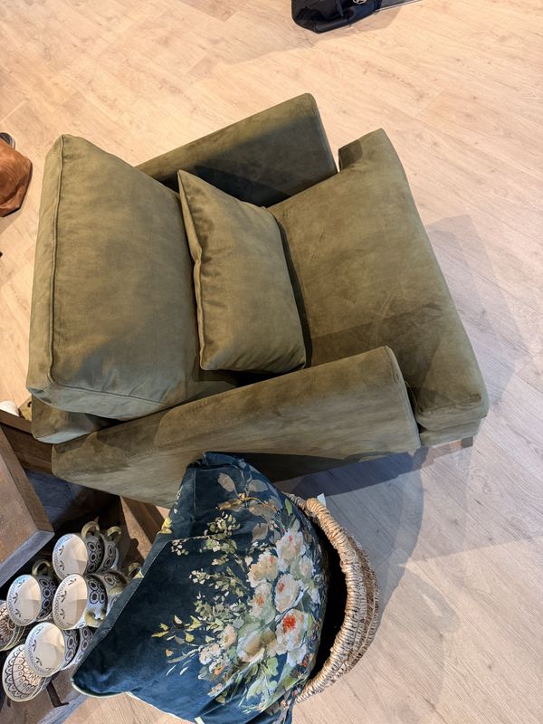 Mind medium lenestol, adore moss