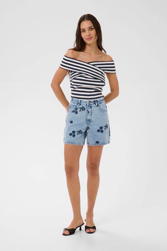 KAbabena denim shorts, blue denim w/navy flower