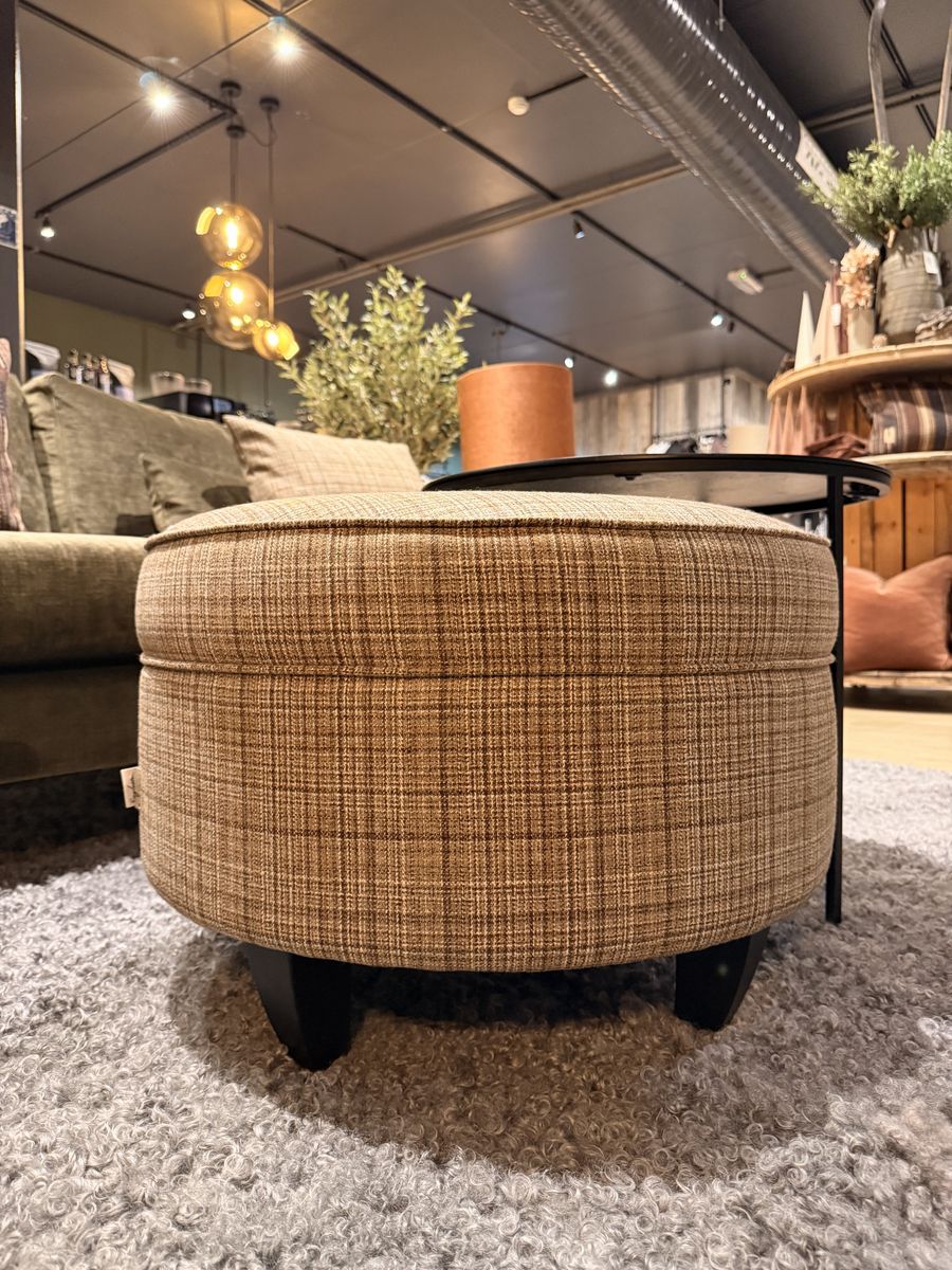 Djursholm puff, moon gordale millstone